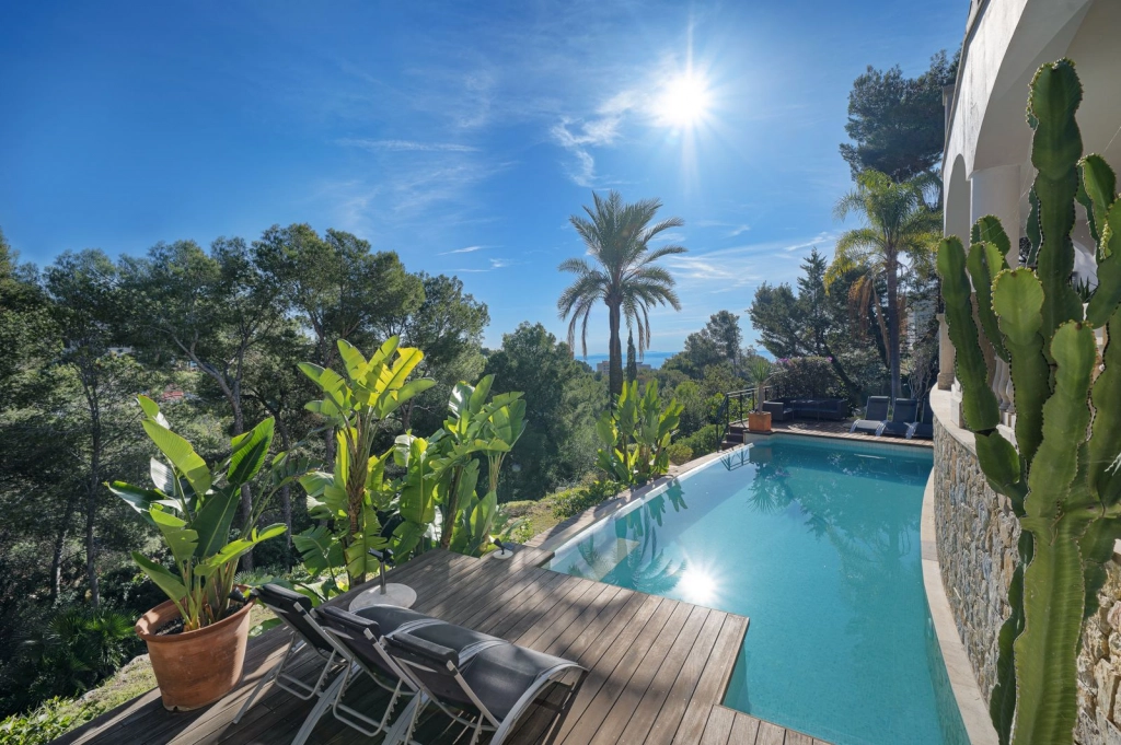 Pool of Villa Blanes in Mallorca.