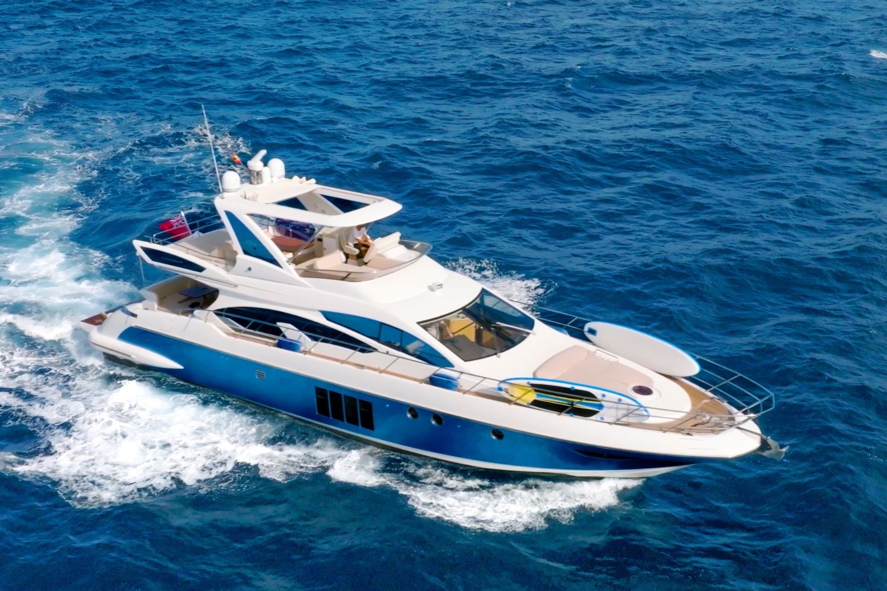 Charter yacht Azimut 64 Not Dead Yet cruising.