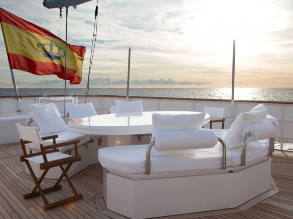 Sailing yacht Mata Mua outdoor lounge.