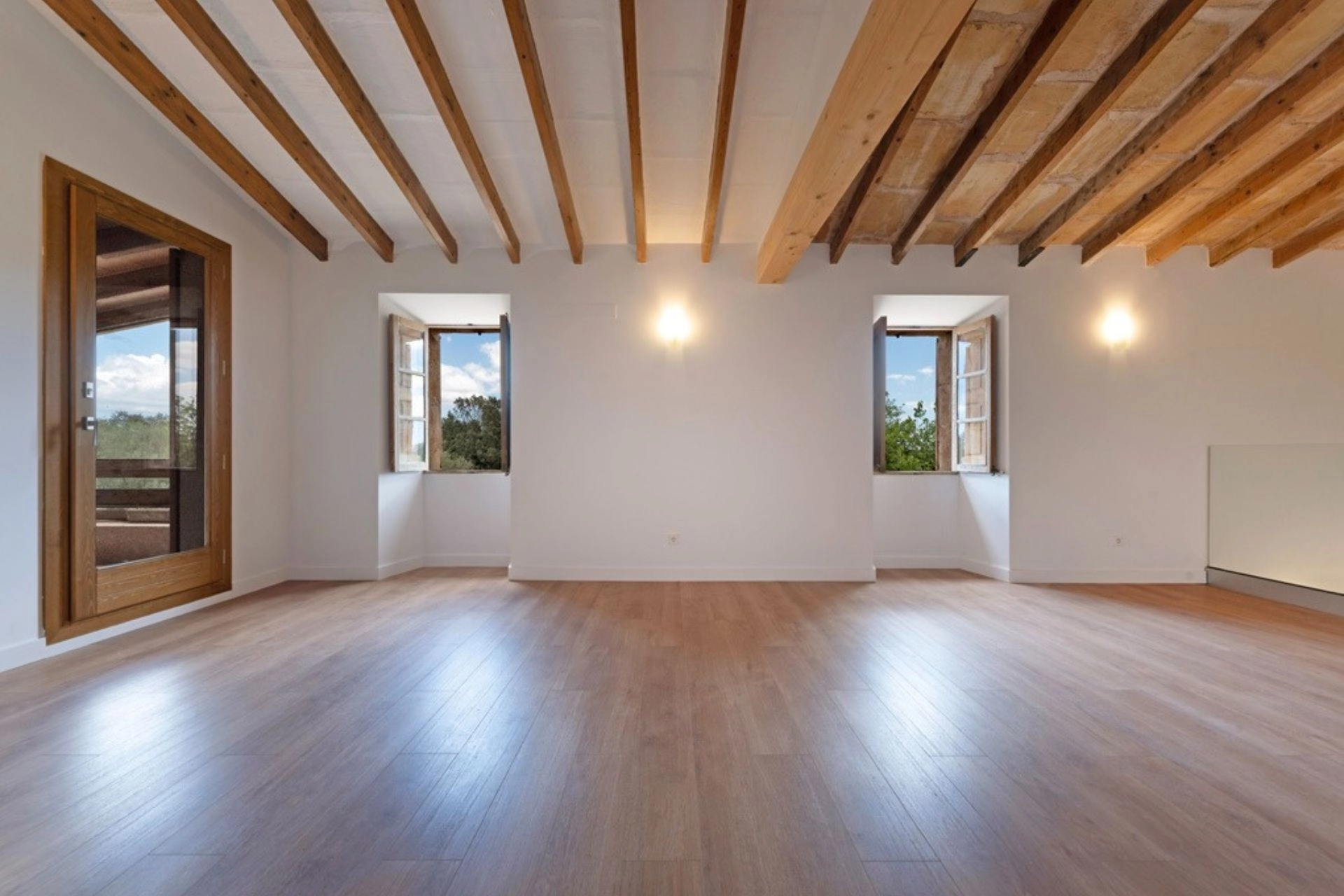 Real estate for sale Mallorcan Possessio Ariany.