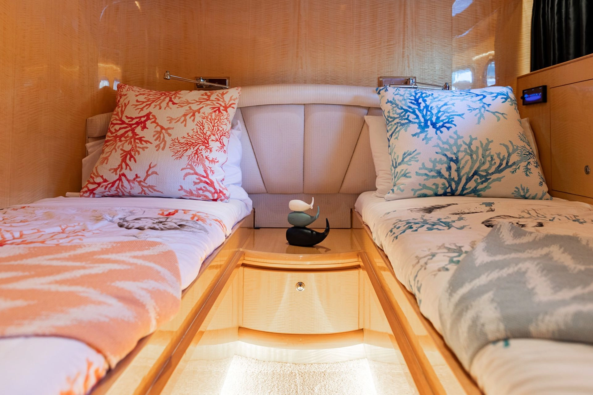 Double cabin of motor yacht Elegance 78 Ethele.