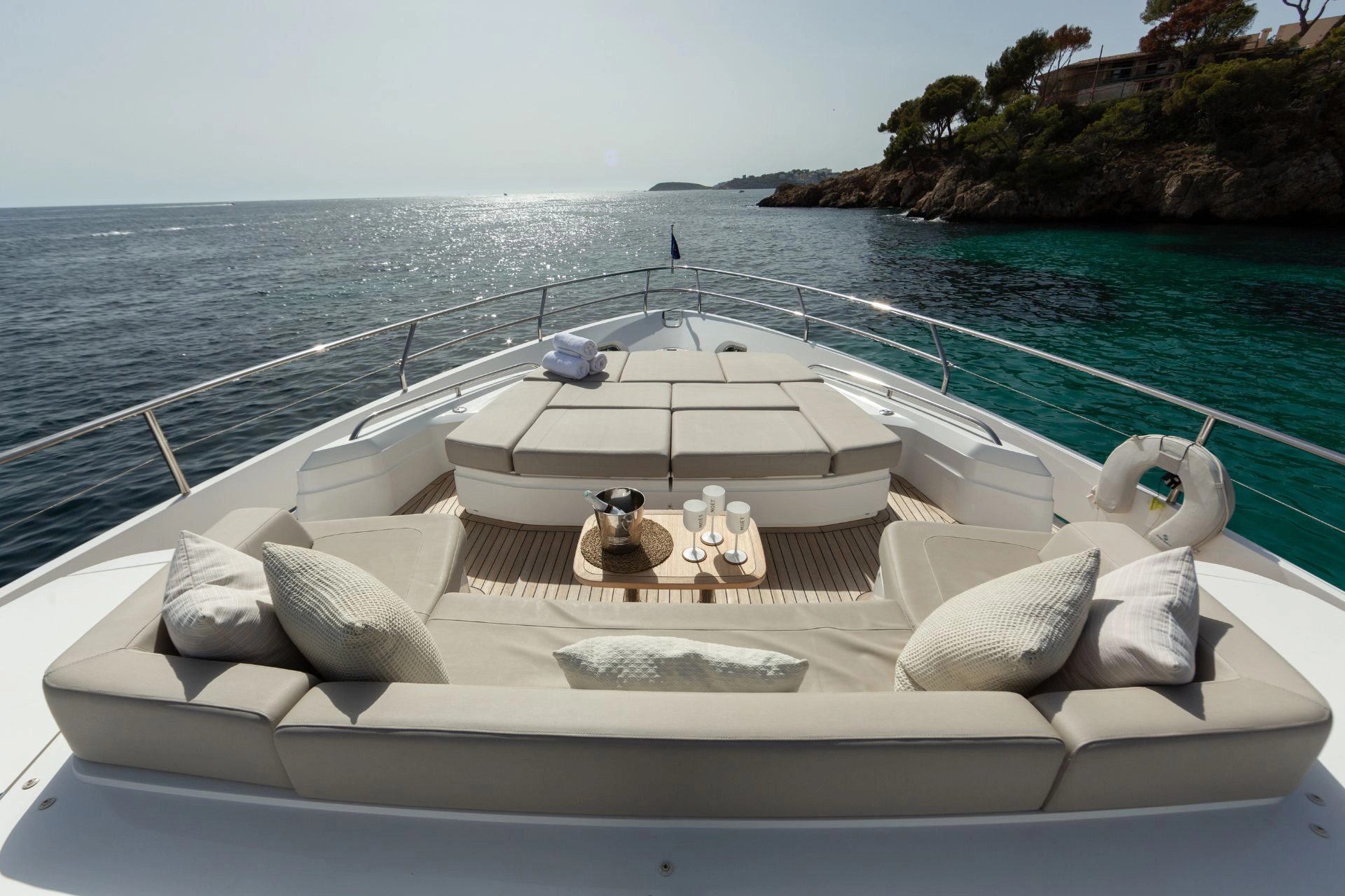 Bow of motor yacht Princess Y78 Mio Barco.