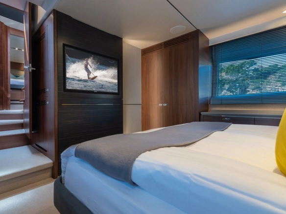 Guest cabin of charter yacht Princess S60 Aquavista.