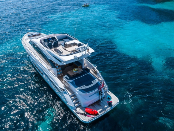 Charter yacht Princess S60 Aquavista in Mallorca.