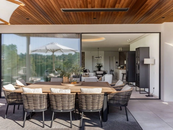 Dining area of Santa Ponsa Dream property in Mallorca.