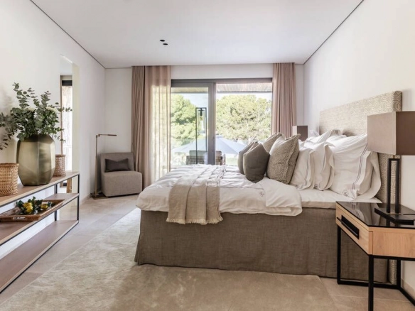 Bedroom of Santa Ponsa Dream property in Mallorca.