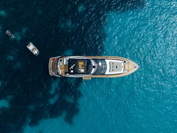 Aerial view of Sunseeker 95 High Energy.