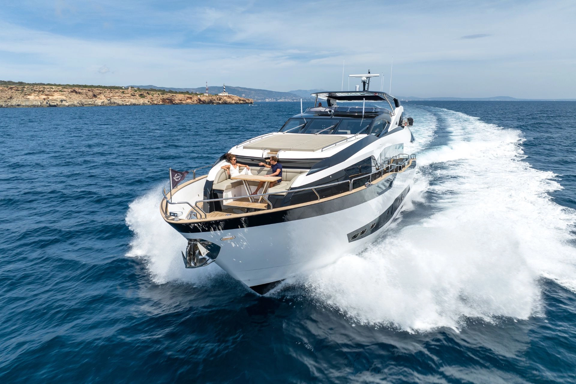 Sunseeker 95 High Energy cruising.
