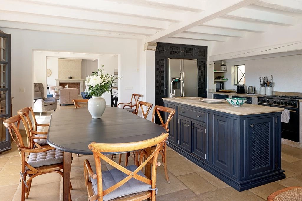 Kitchen and dining area of Top of the Ocean property in Port d'Andratx in Mallorca.