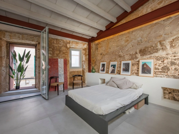 Spectacular townhouse in Llucmajor for sale.