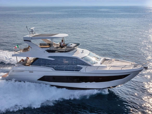 Charter yacht Absolute 62 Fly Emilia II cruising.
