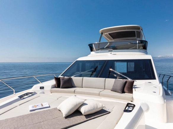 Bow of charter yacht Absolute 62 Fly Emilia II.