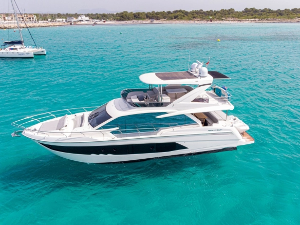 Charter yacht Absolute 62 Fly Emilia II in Mallorca.