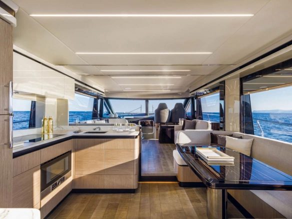 Interior of charter yacht Absolute 62 Fly Emilia II.