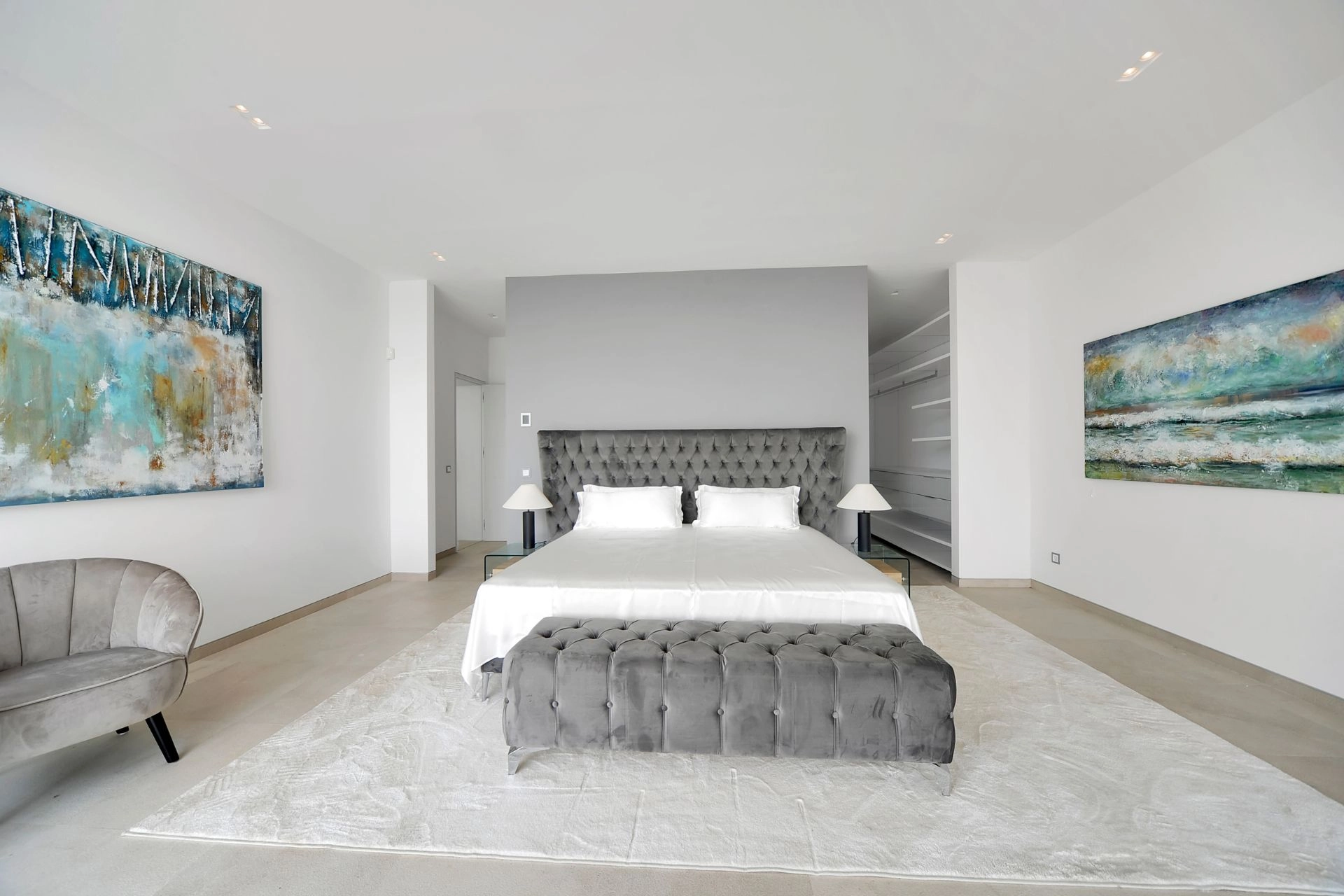 Bedroom of Villa Bond in Cala Vinyes.
