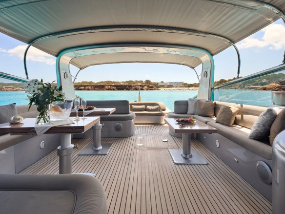 Deck of charter yacht Baia 80 Mintaka.