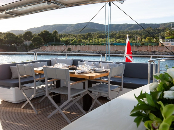 Flybridge of sailing catamaran Sunreef 60 Sunbreeze.