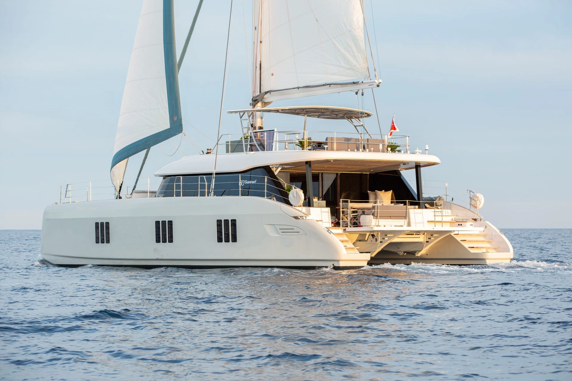 Sailing catamaran Sunreef 60 Sunbreeze.
