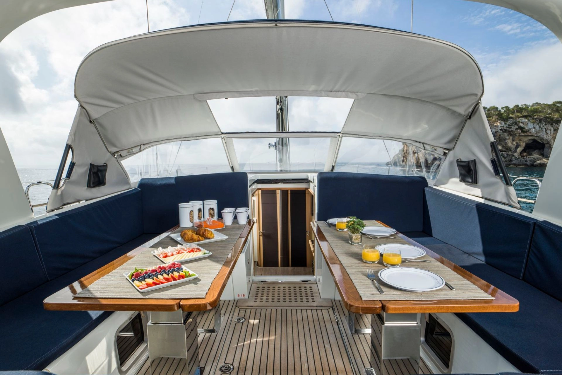 Deck of sailing yacht Jeanneau 64 Thea.