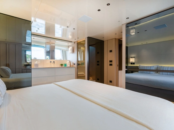 Guest cabin of charter yacht Sanlorenzo SX76 Cloud IX in Mallorca.