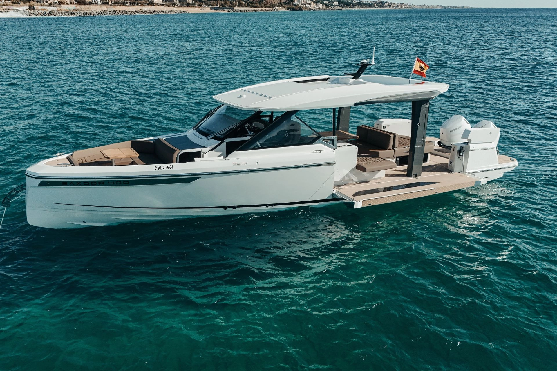 Charter yacht Saxdor 400 GTO Bali in Mallorca.