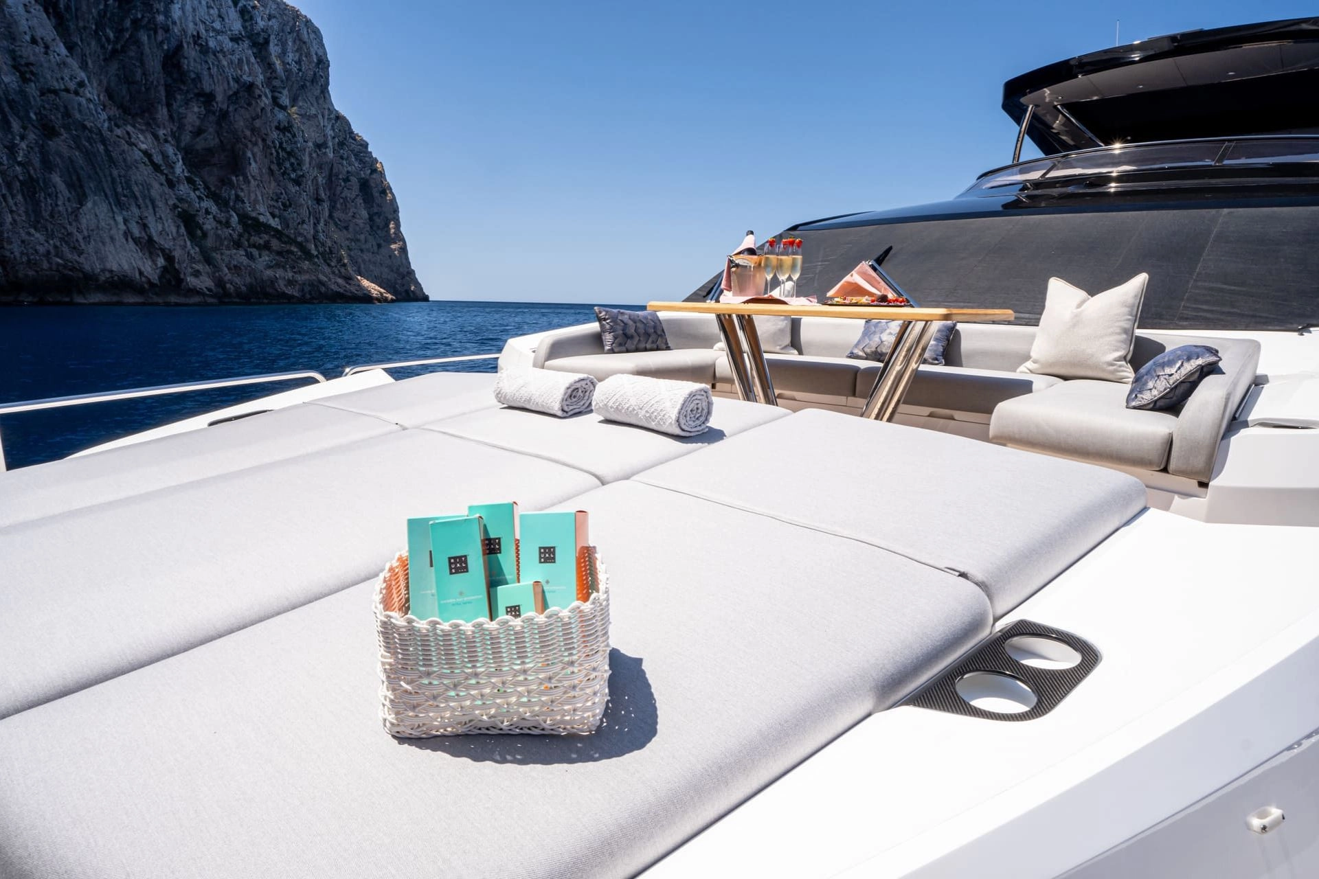 Bow of charter yacht Sunseeker 88 Moonlight in Mallorca.