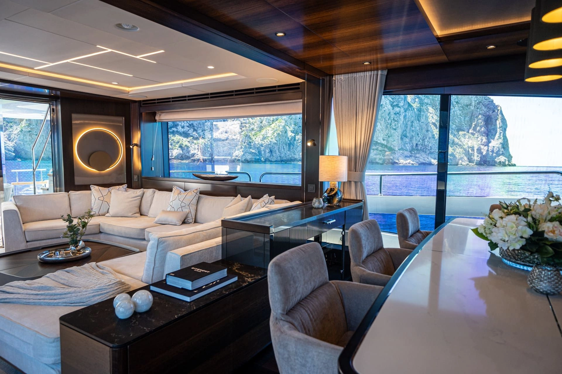Salon of charter yacht Sunseeker 88 Moonlight in Mallorca.
