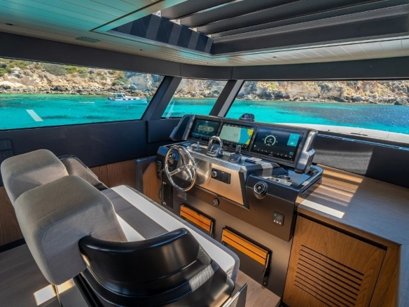 Helm of charter yacht Bluegame 74 in Mallorca.