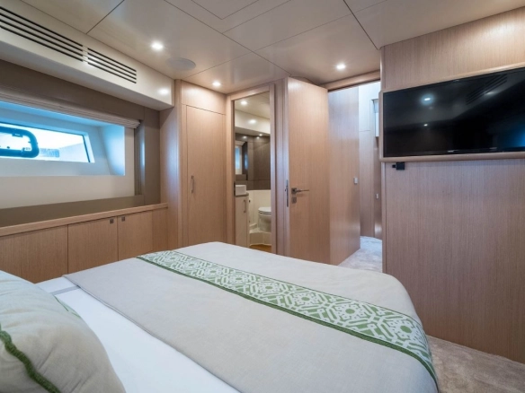 Guest cabin of charter yacht Sirena 58.