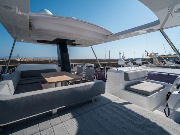 Flybridge of charter yacht Sirena 58.