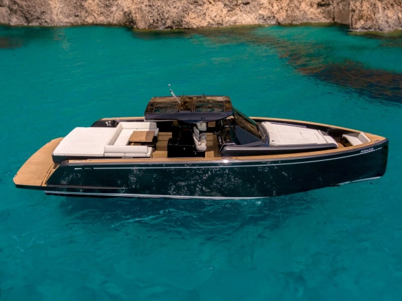 Charter yacht Pardo 50 in Ibiza.