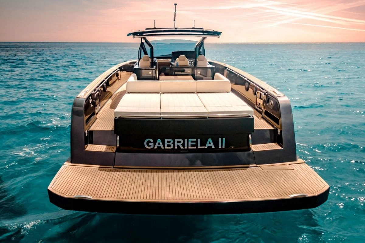Charter yacht Pardo 50 in Ibiza.