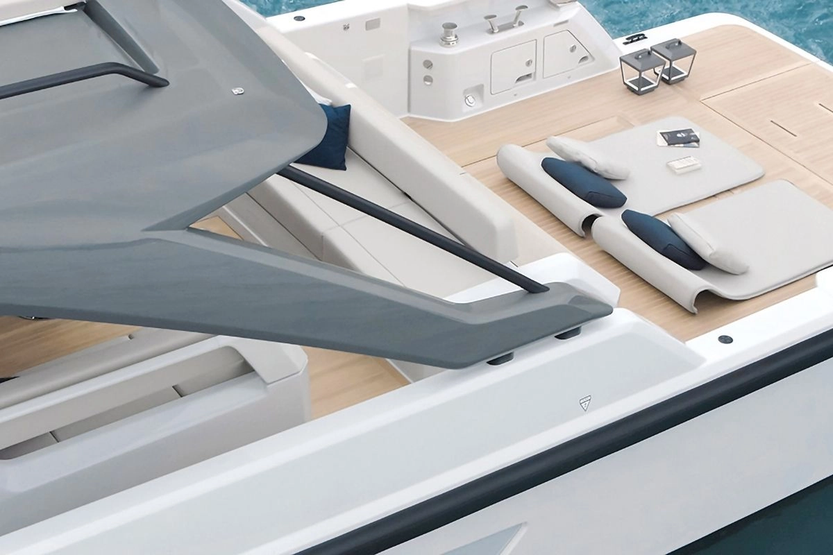 Details of charter yacht Bluegame 54 in Mallorca.