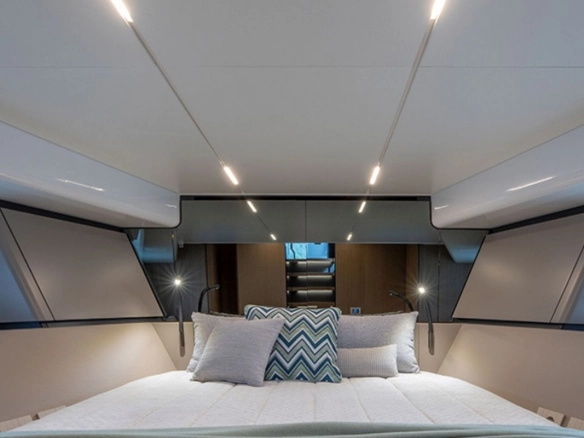 Guest cabin of charter yacht Bluegame 54 in Mallorca.