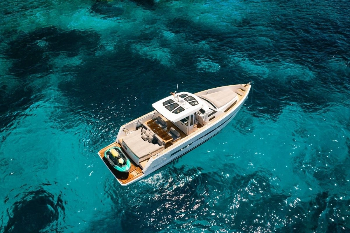 Fjord 44 Open Cara I for charter in Mallorca.