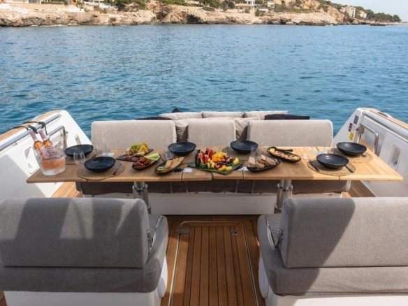 Fjord 44 Open Cara I for charter in Mallorca.