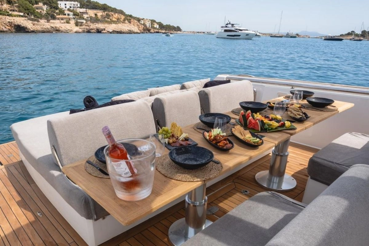 Fjord 44 Open Cara I for charter in Mallorca.