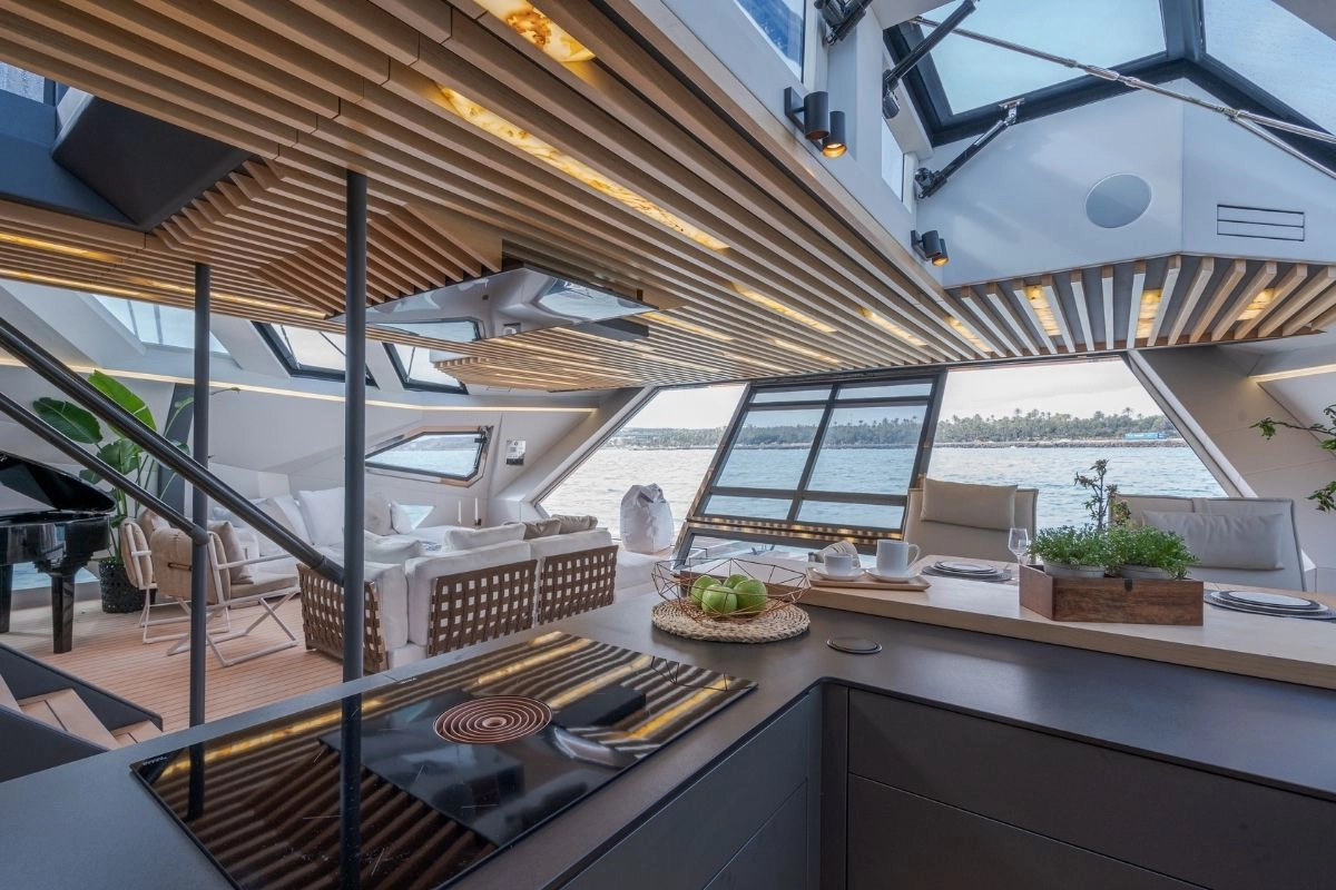 Kitchen of trimaran Hanstaiger X1.
