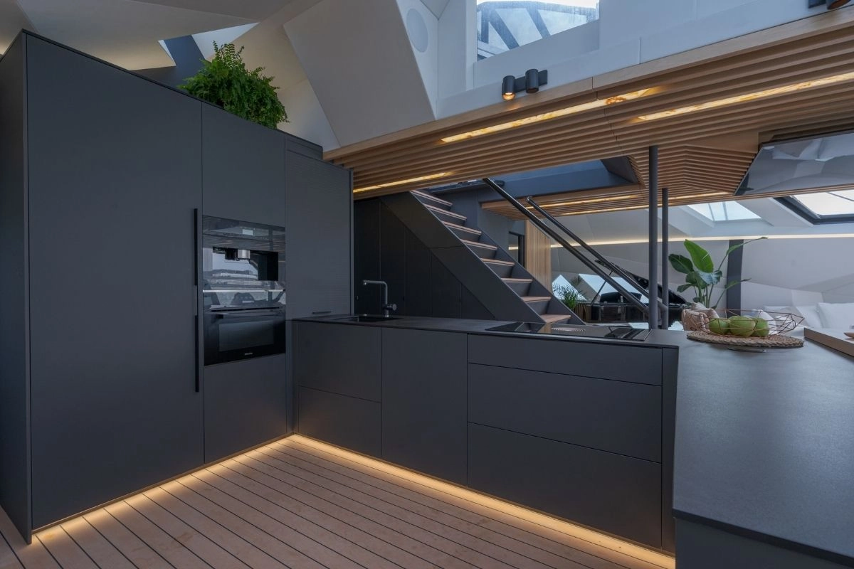Kitchen of trimaran Hanstaiger X1.