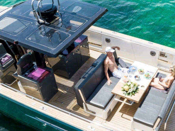 Charter yacht Fjord 40 Open Baia.