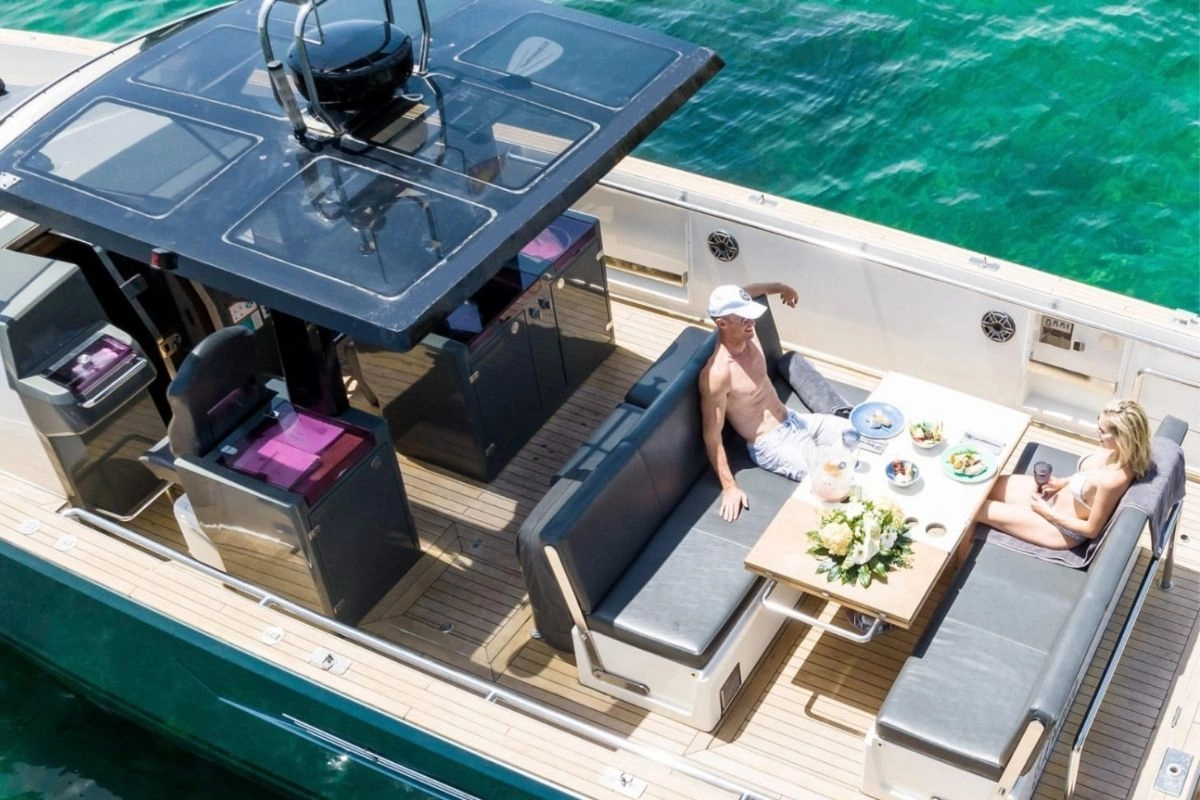 Charter yacht Fjord 40 Open Baia.