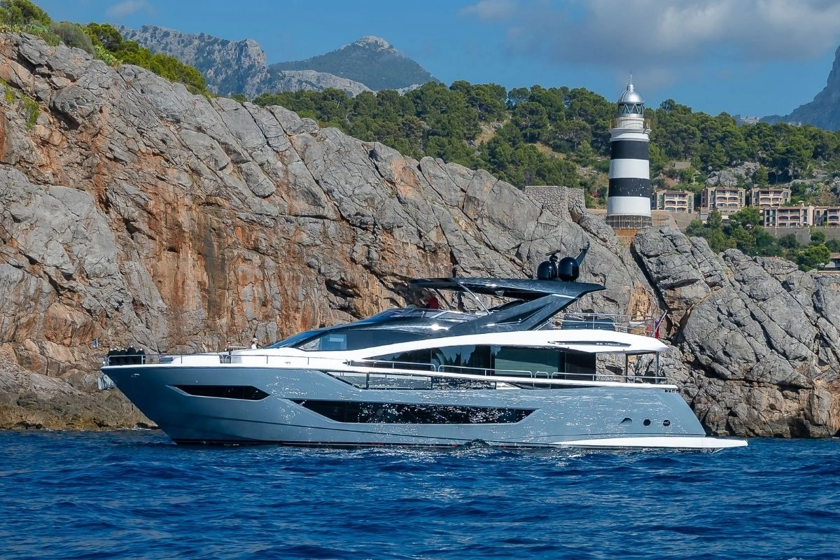 sunseeker-88-haley-jane-balearics Charter yacht Sunseeker 88 Haley Jane.