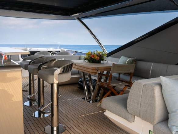 Flybridge of charter yacht Sunseeker 88 Haley Jane.