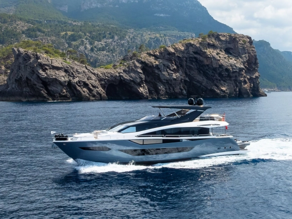 Charter yacht Sunseeker 88 Haley Jane.