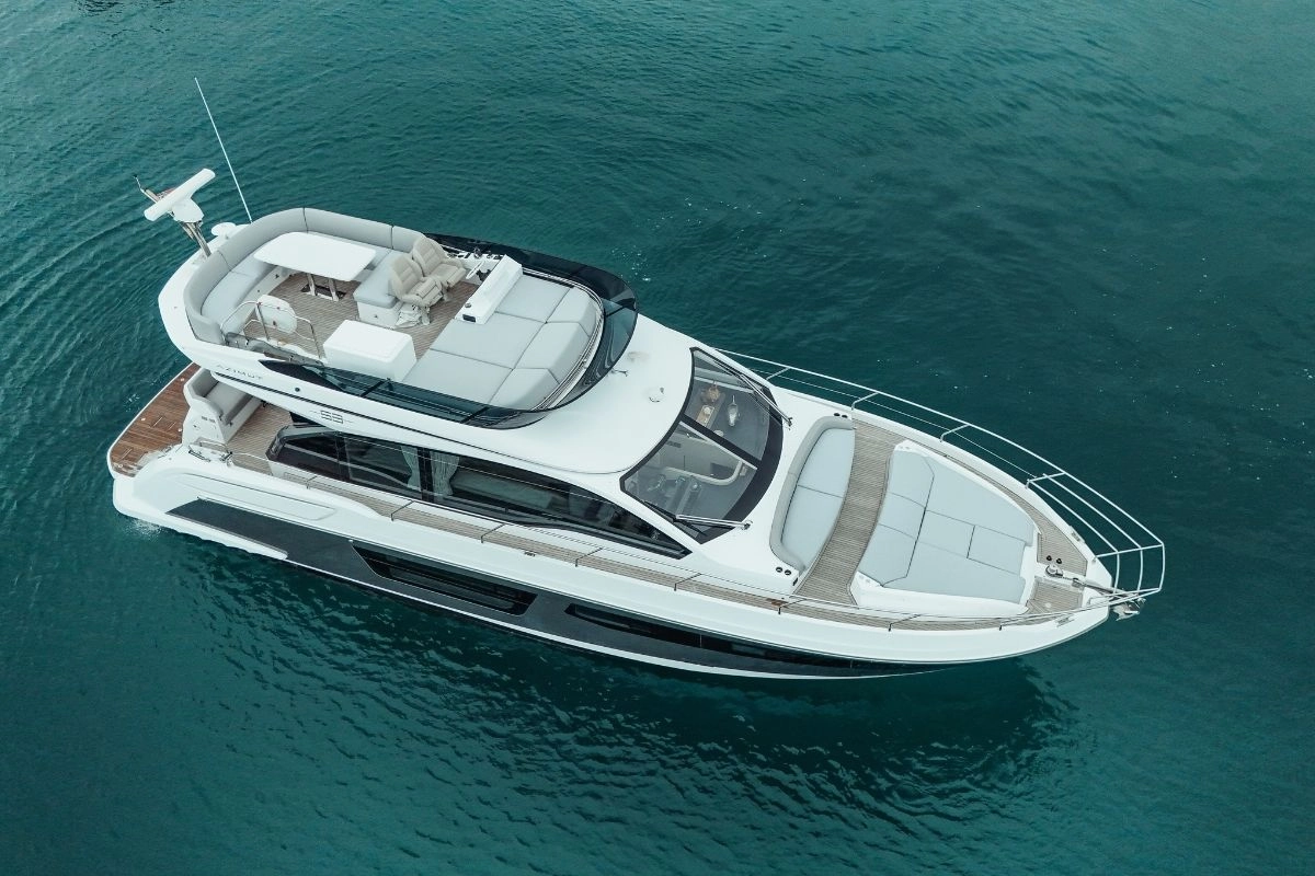 Yacht Azimut 53 Fly Sea Shell.