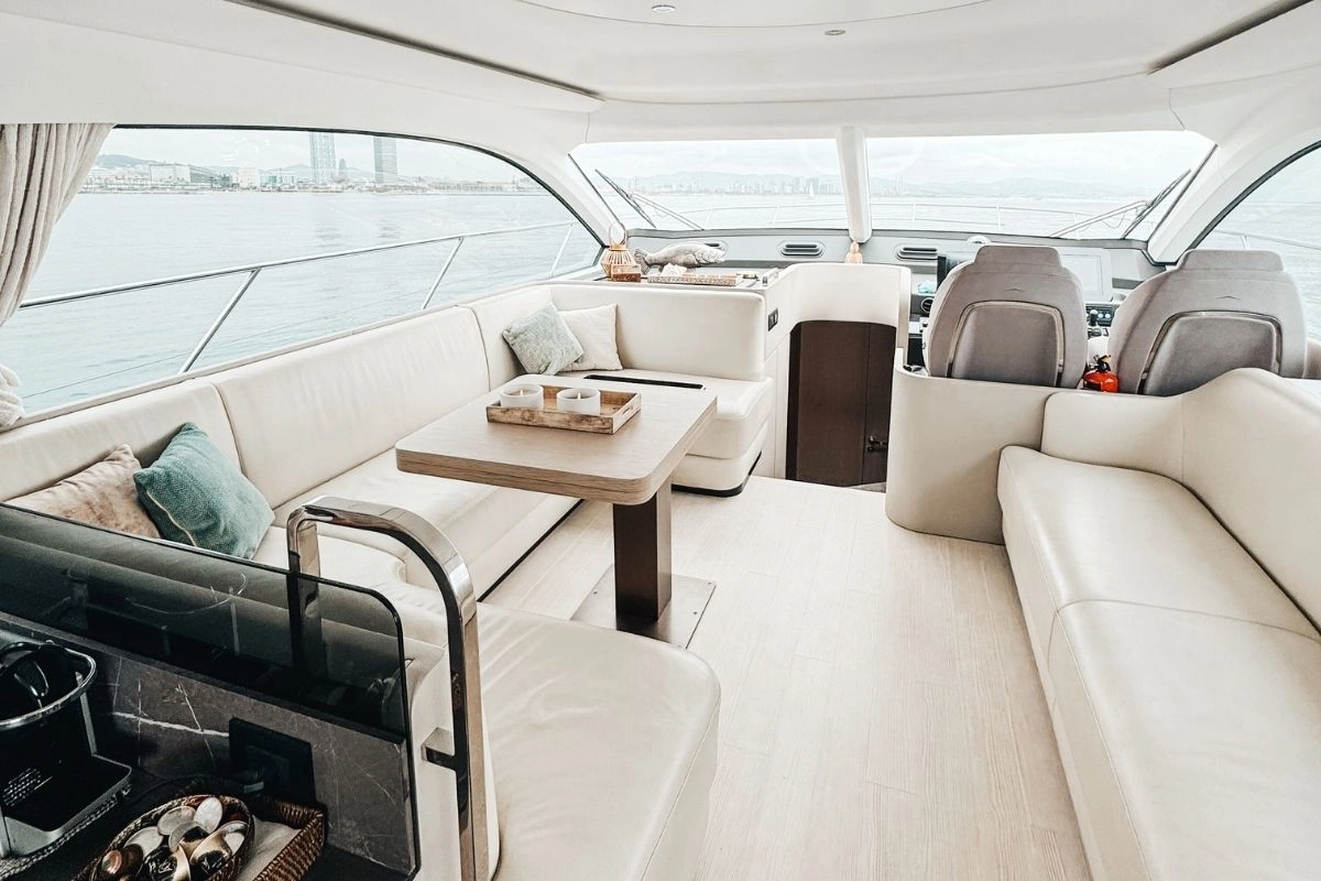 Interior of yacht Azimut 53 Fly Sea Shell.