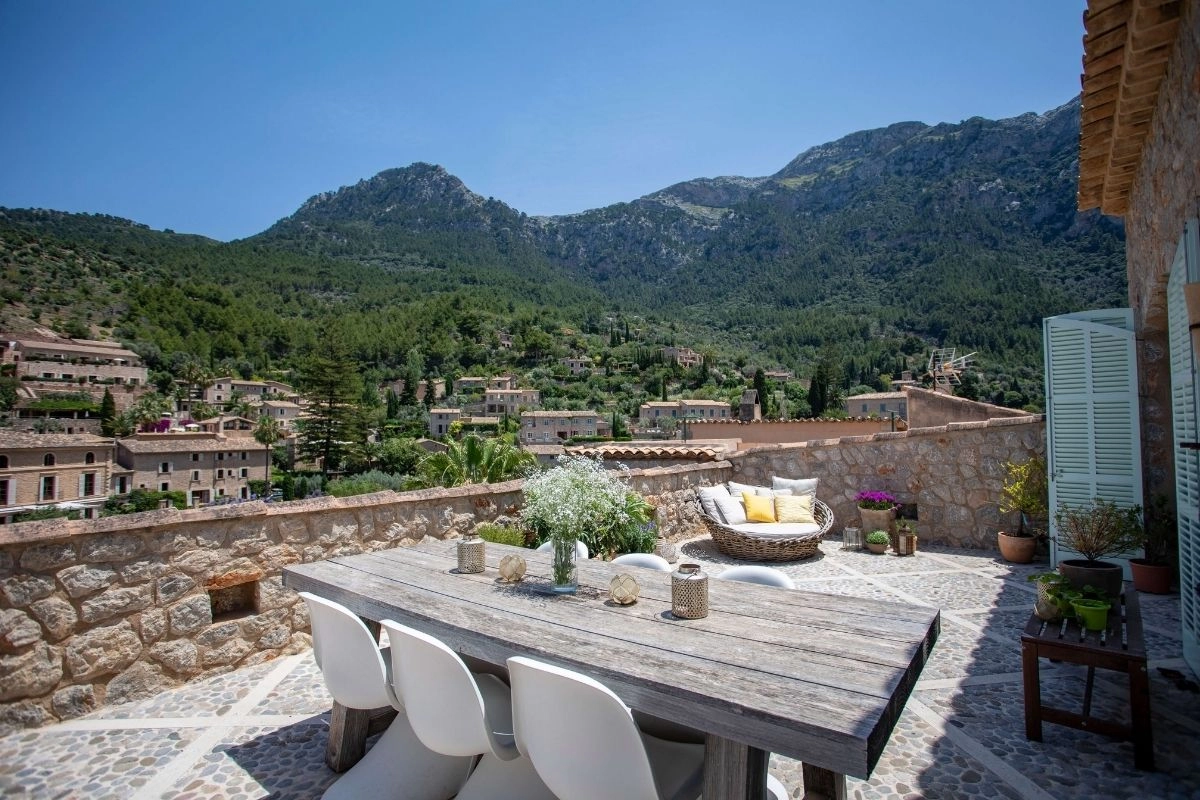 Can Deia view and exterior dining area
