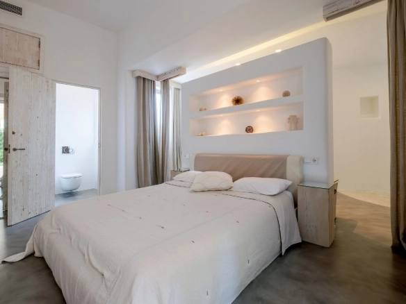 Bedroom at Casa Helena in Genova