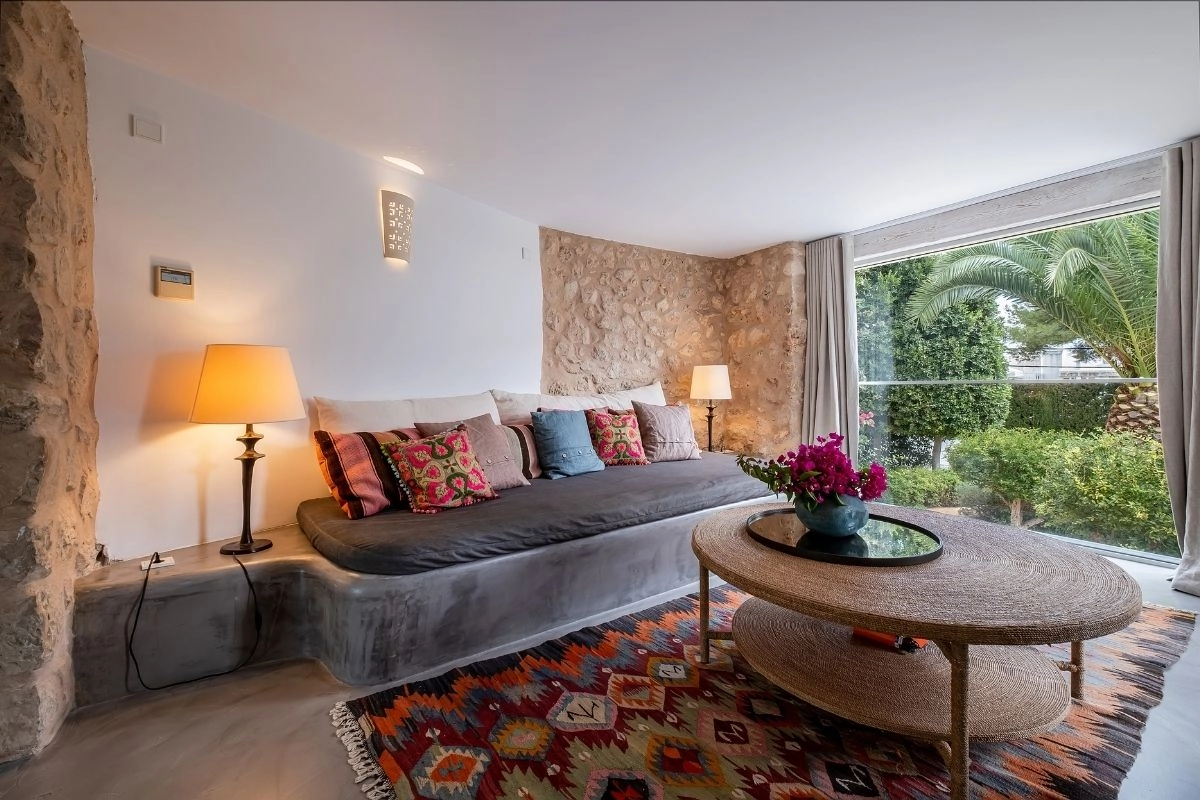 Lounge area of Casa Helena in Genova