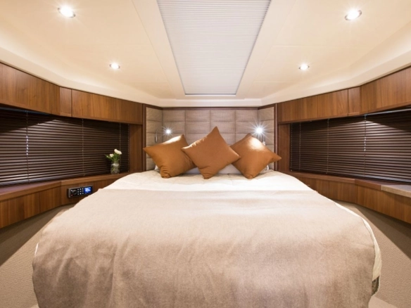 Guest cabin of yacht Princess 64 K4.
